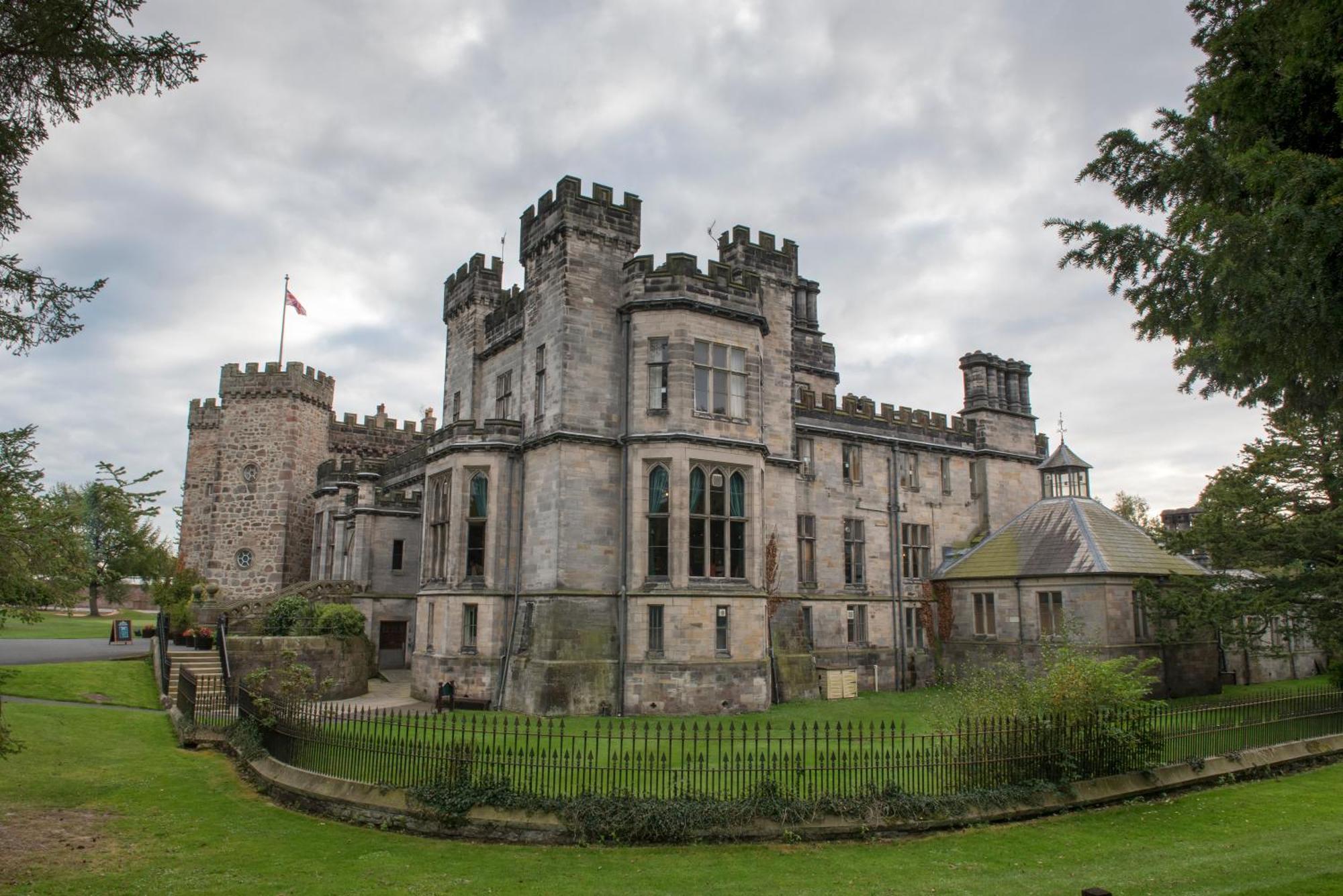 Ashton Hall At Lancaster Golf Club エクステリア 写真